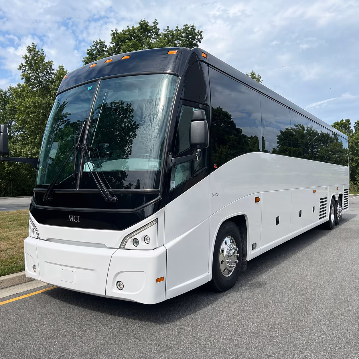 weekend worship shuttles that keep your congregation together